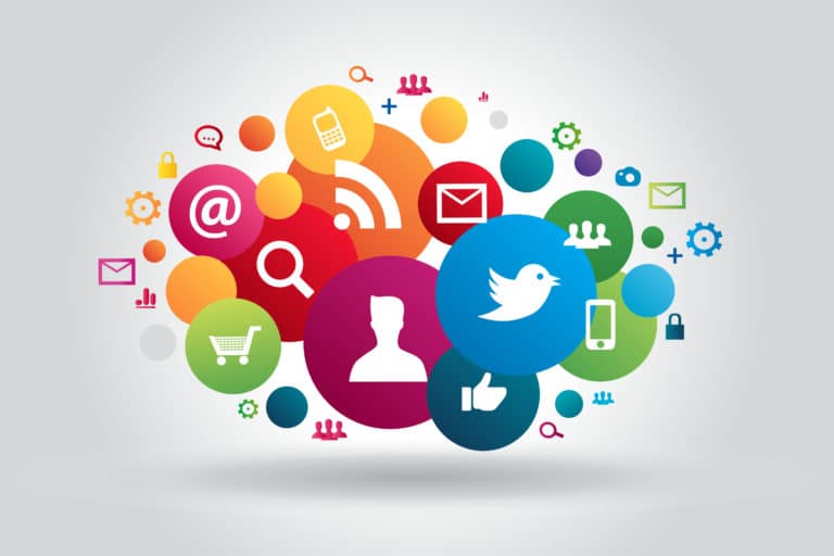 La distinction nécessaire entre réseaux sociaux et médias sociaux