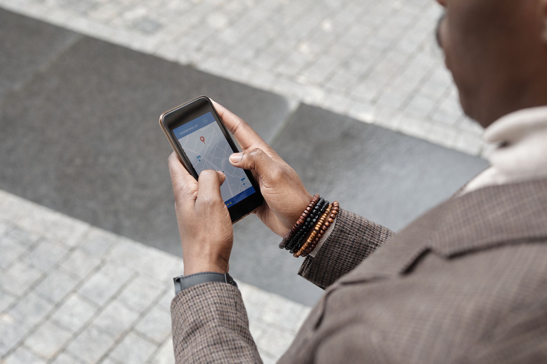 Quelles sont les clés d&rsquo;une stratégie de référencement local efficace en search marketing ?